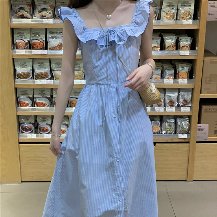 藍色條紋飛飛袖連衣裙女夏季2024新款系帶方領收腰中長款A字裙潮