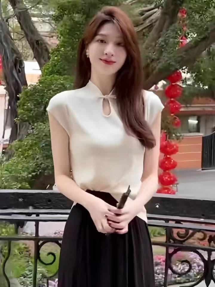 新中式國風短袖t恤女夏季2024新款設計感修身氣質盤扣短款上衣服
