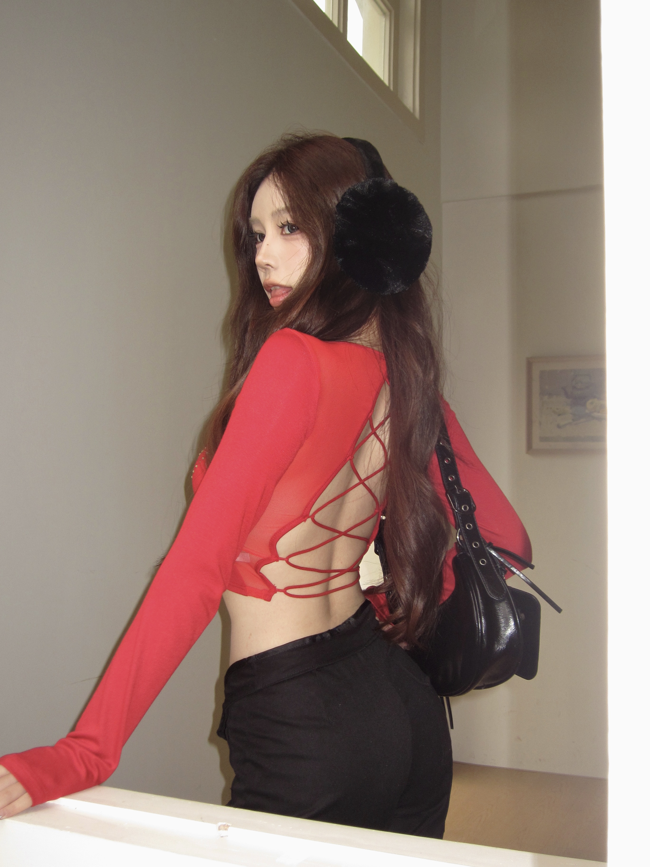 實拍  設計感露背顯瘦辣妹長袖上衣女