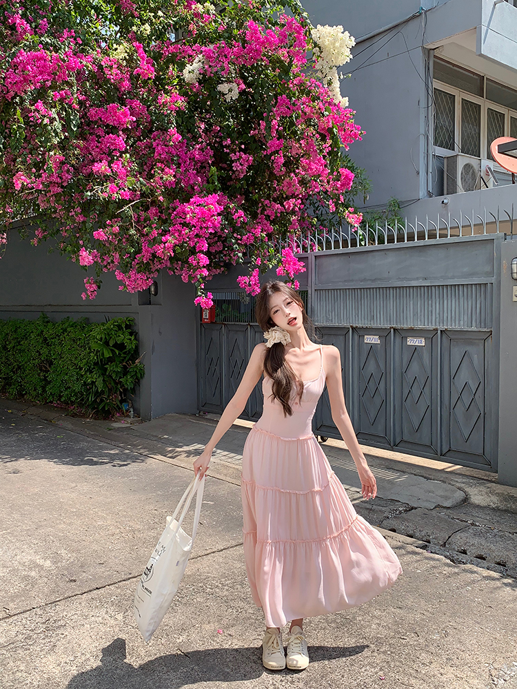 實拍 浪漫假日極簡優雅收腰小白裙V領仙女吊帶連衣裙夏