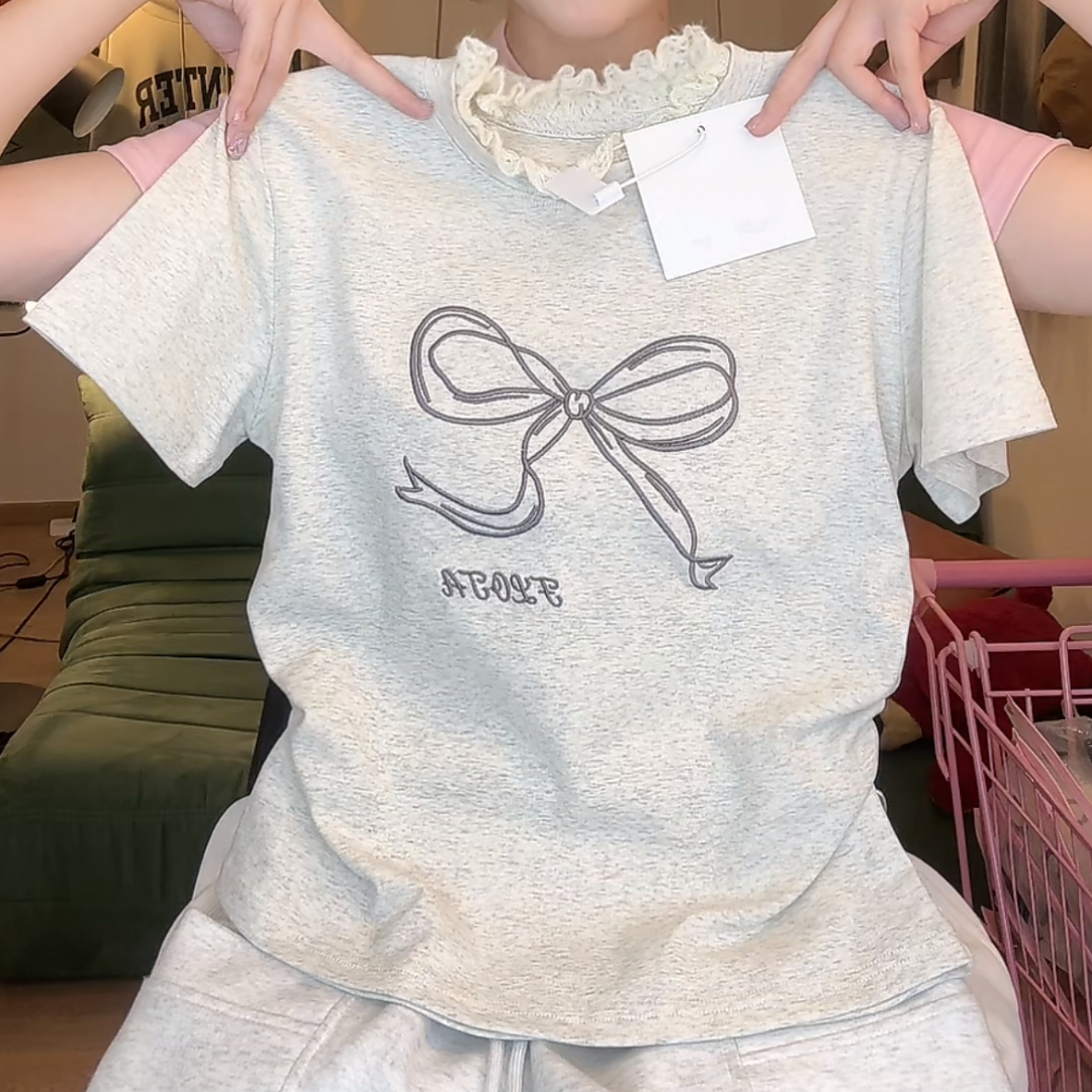 奶油的宇宙 刺繡蝴蝶結蕾絲正肩短袖T恤女小個子短款上衣夏季新款
