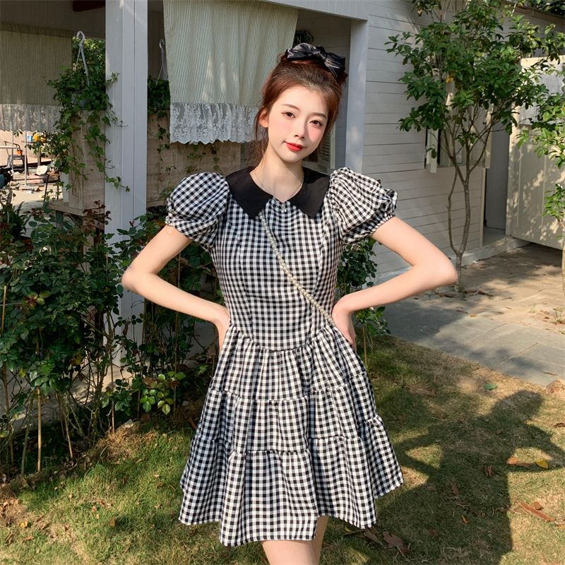 黑白格子圓領泡泡袖連衣裙女2024夏季新款法式復古別致短袖蓬蓬裙