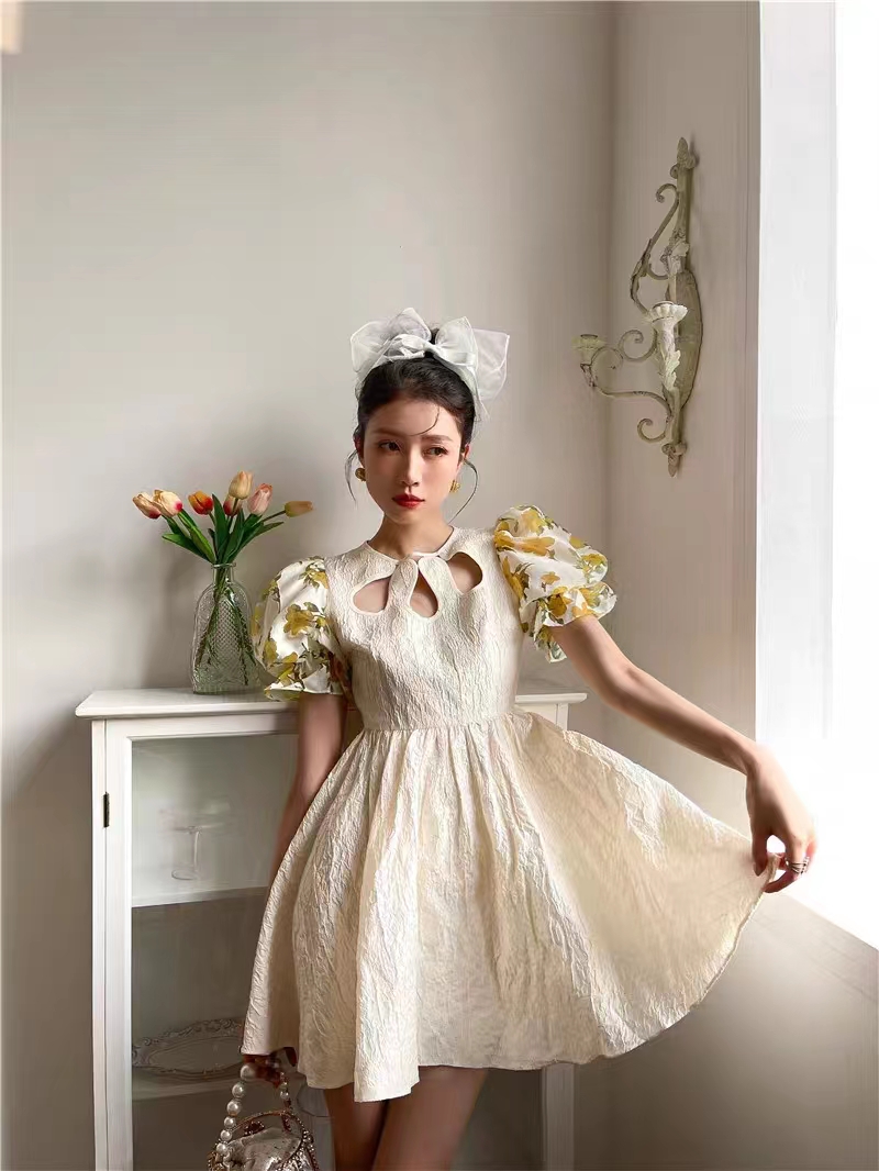 法式奶甜高級感別致驚艷絕美漂亮小眾獨特公主連衣裙女夏2024新款