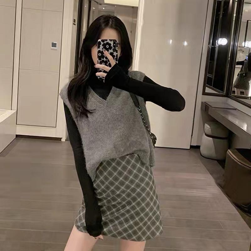灰色毛衣背心女套頭v領寬鬆慵懶風新款無袖上衣針織馬甲外穿秋冬