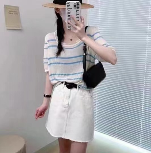 條紋蕾絲圓領針織衫女2024春夏季新透氣防曬韓版寬鬆上衣ins淑女~
