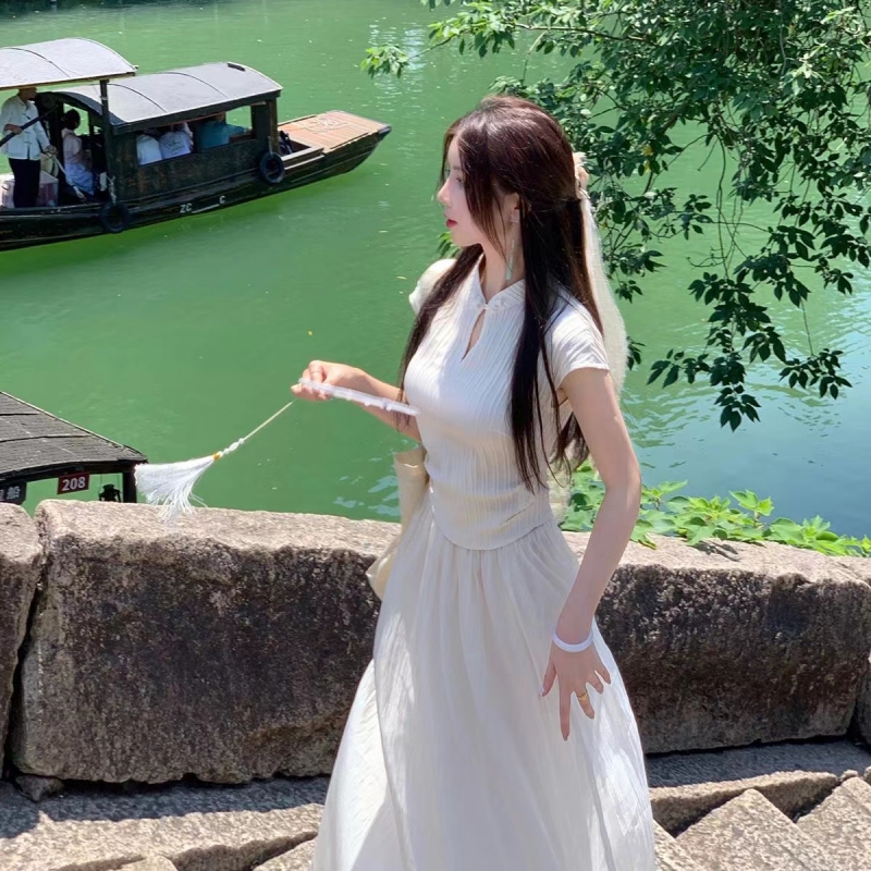 新中式溫婉風套裝女2024夏季盤扣白色鏤空上衣超仙半身裙子兩件套