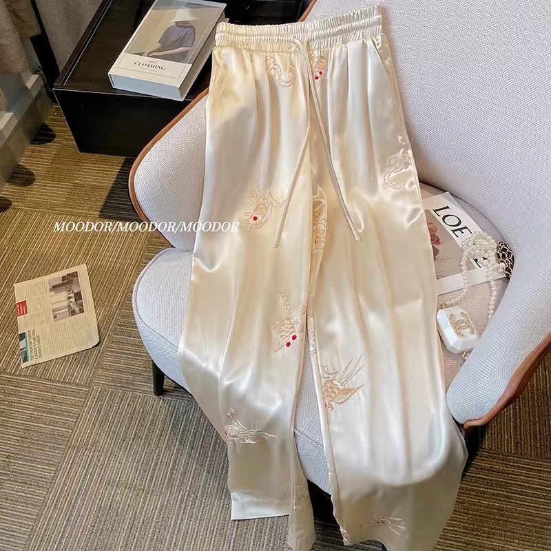 網圖新中式中國風刺繡垂感醋酸緞面禪意褲子女春裝新款杏色闊腿褲
