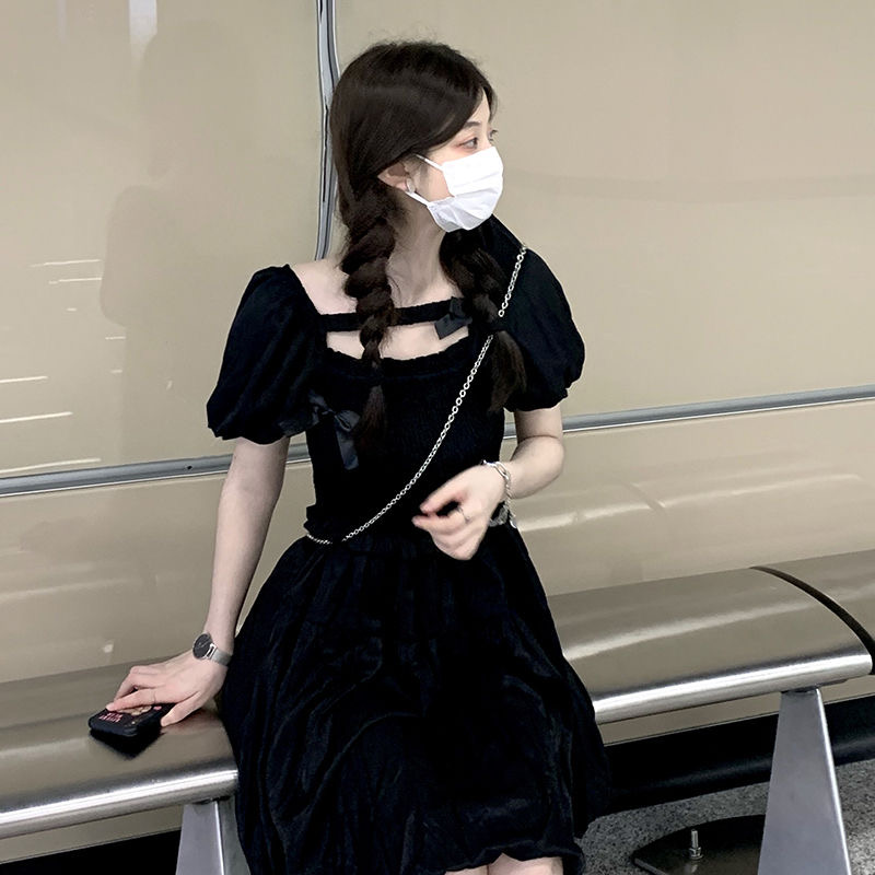 法式小黑裙宮廷風設計感夏季新款收腰顯瘦蝴蝶結短袖連衣裙女