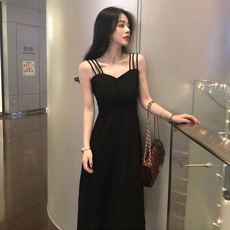 赫本風氣質高級感吊帶裙女夏季法式復古設計感小眾別致優雅連衣裙