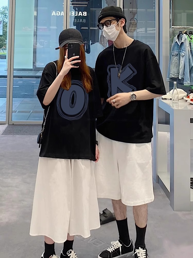 高級感潮牌法式情侶裝2024新款網紅夏季T恤特別的短袖衣服很仙的