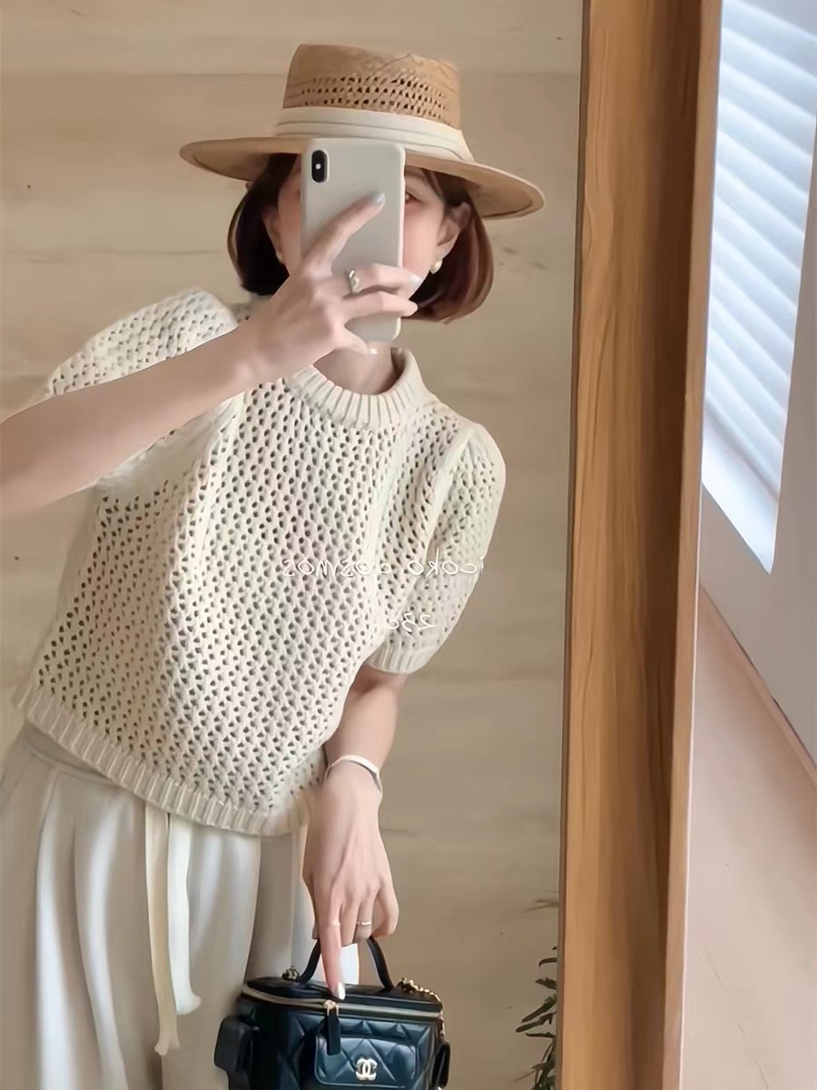 French style hollow knitted sweater for women early spring and summer high-end design niche slim fit and trendy age-reducing top