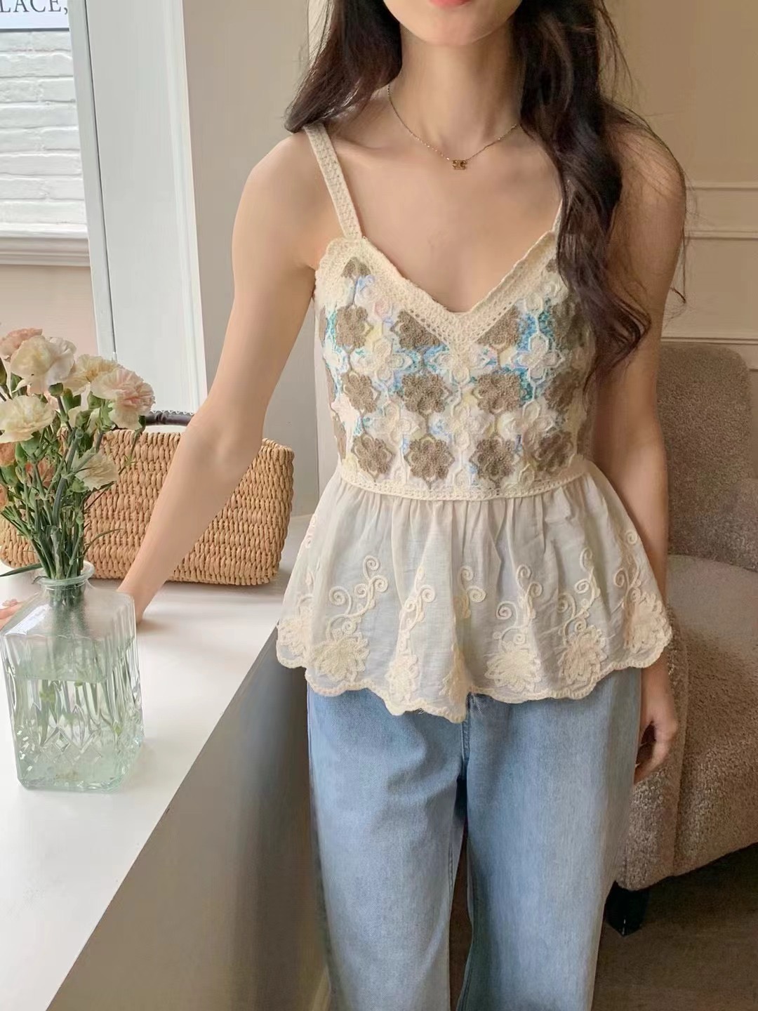 實拍 2024夏季新款度假風刺繡花朵綁帶吊帶女無袖內打底外穿