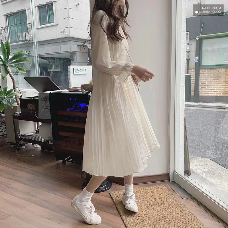 韓國chic春秋法式赫本風氣質高級感圓領寬鬆中長款百褶連衣裙女潮