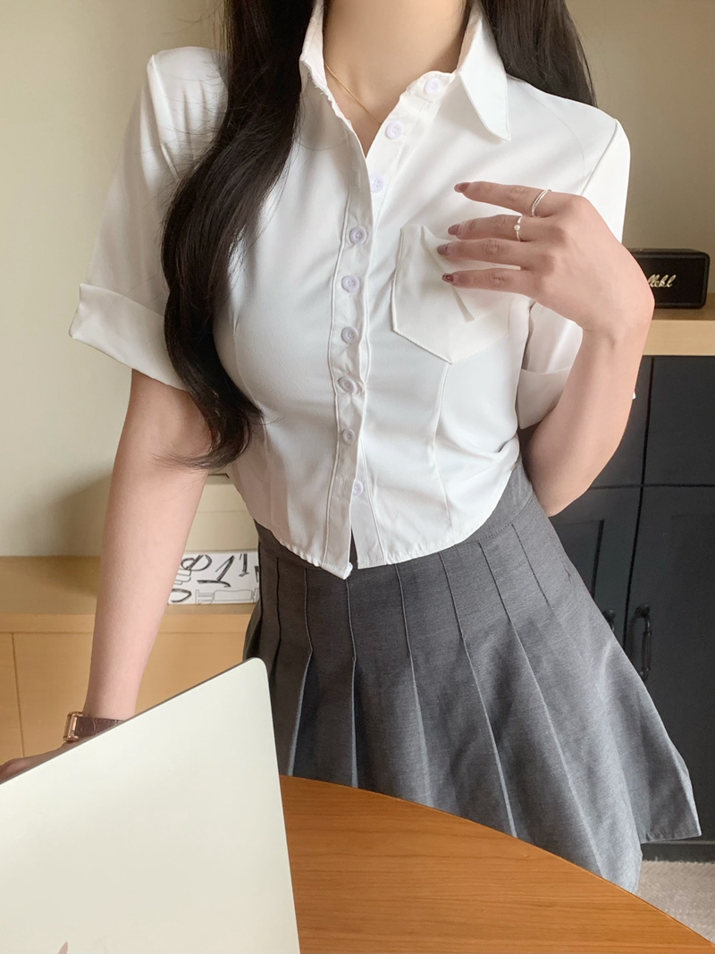 實拍 辣妹復古polo領短袖襯衫女設計感收腰純欲顯胸短款上衣
