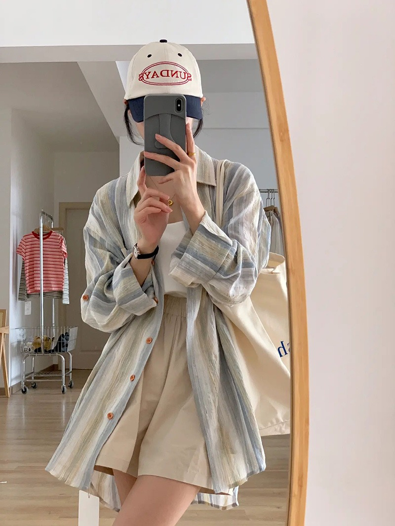 港風條紋防曬襯衫外套女春夏新款薄款寬鬆法式上衣設計感小眾襯衣