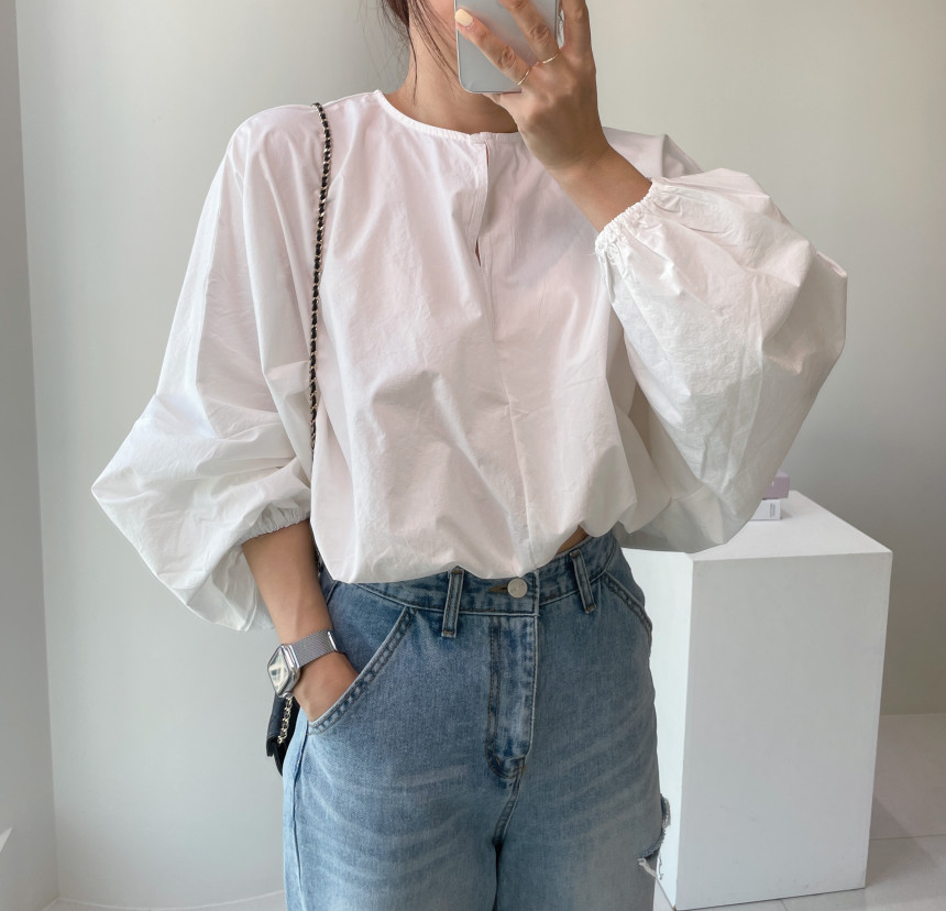 The size has been updated chic summer Korean fashion loose design lantern sleeve sun protection shirt shirt