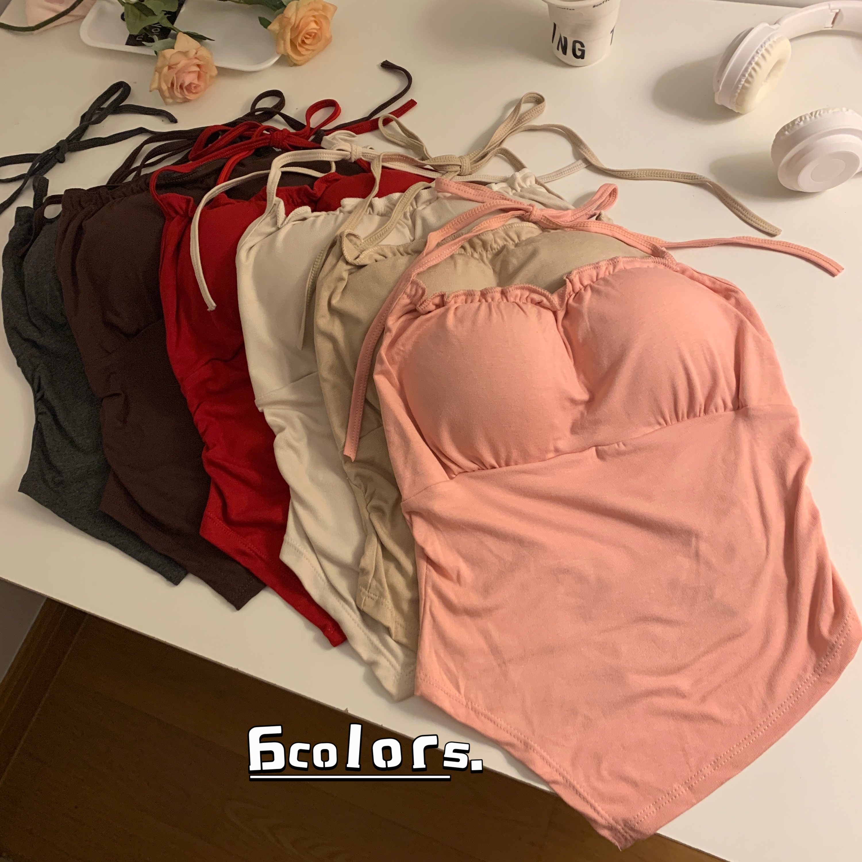 Actual shot of the new spring and summer pure lust small camisole sexy halterneck beautiful back hot girl irregular slim top