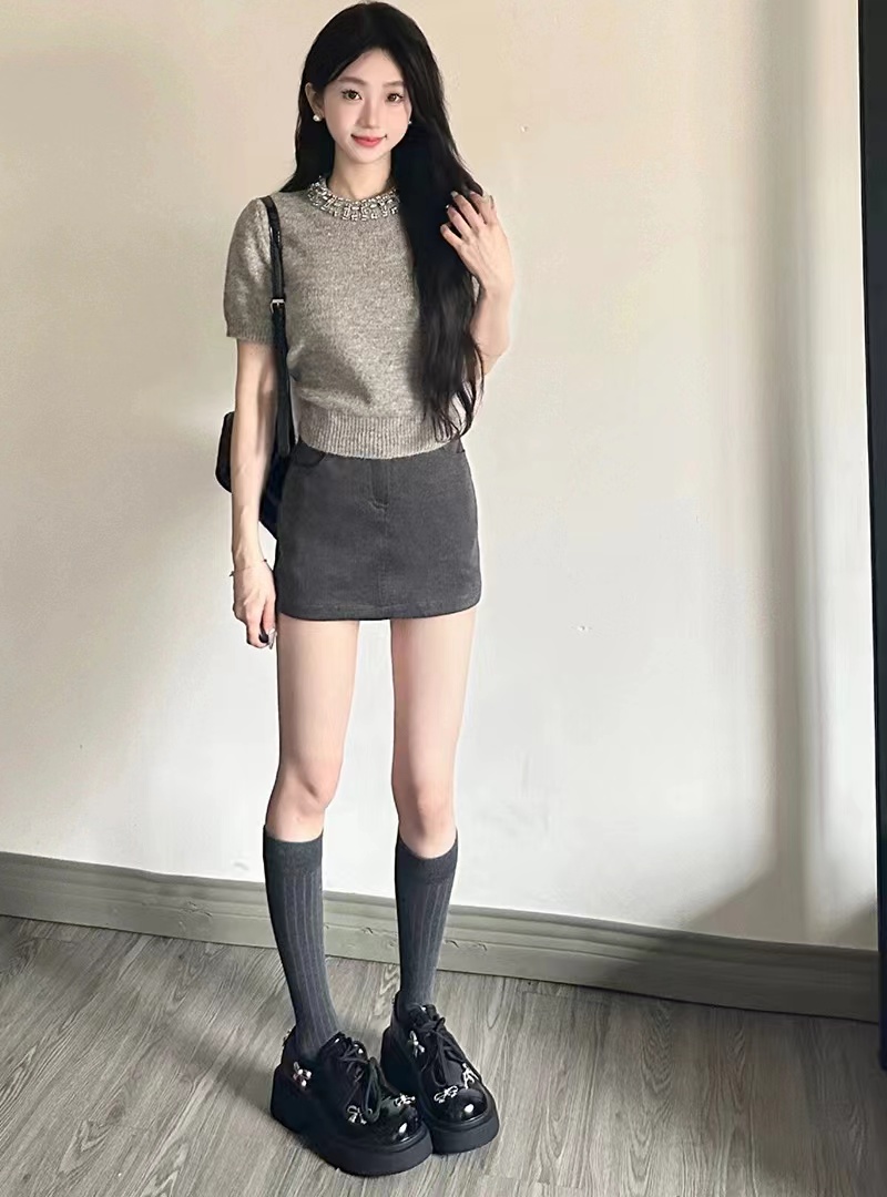 韓版hiphop高街復古帶鑽短袖t恤女夏季休閒百搭正肩短款針織衫潮