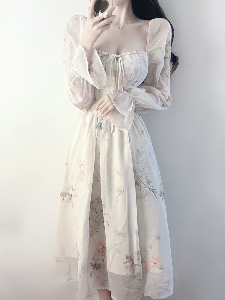 法式茶歇小香風碎花連衣裙春裝女新款氣質女神范桔梗雪紡長裙