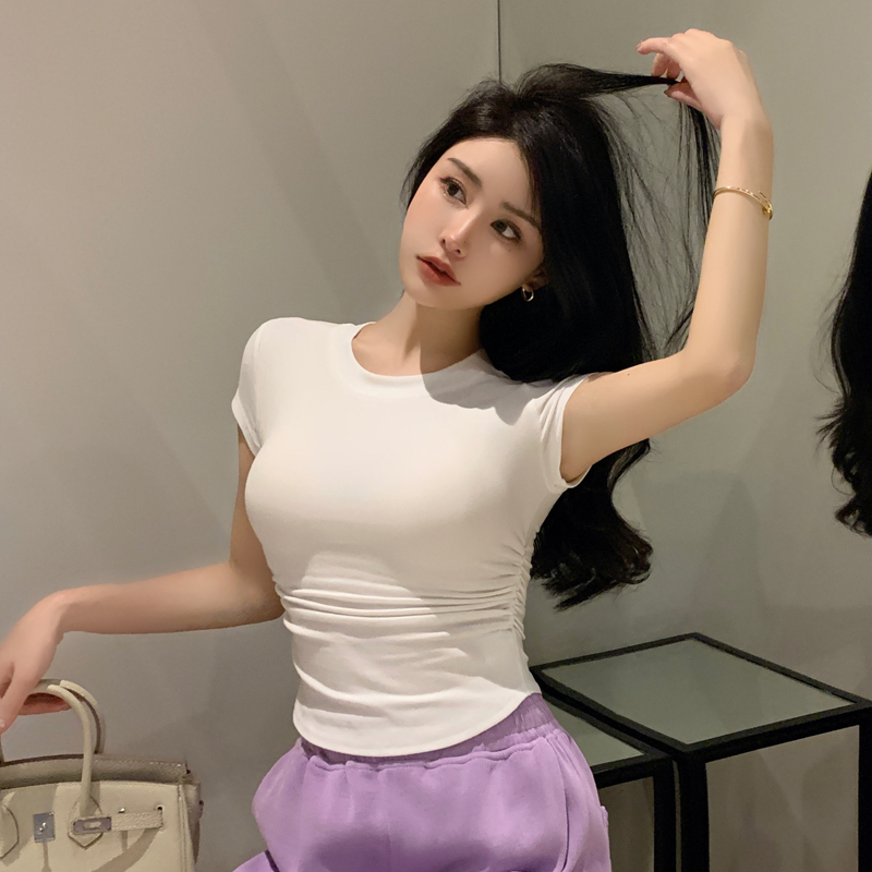 Real shot of 2024 summer Hong Kong style sexy hottie style slim short short-sleeved shoulder pad T-shirt ins pleated chest-revealing top