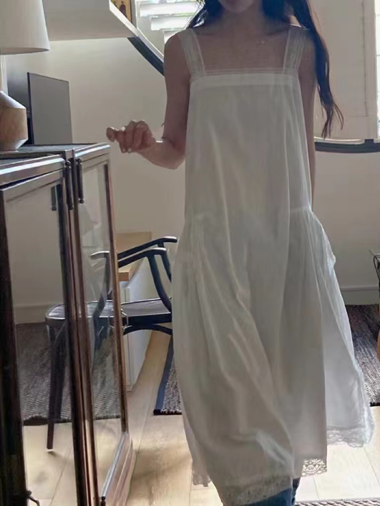 baby sauce Korean 2024 spring gentle lace side long slit suspender dress