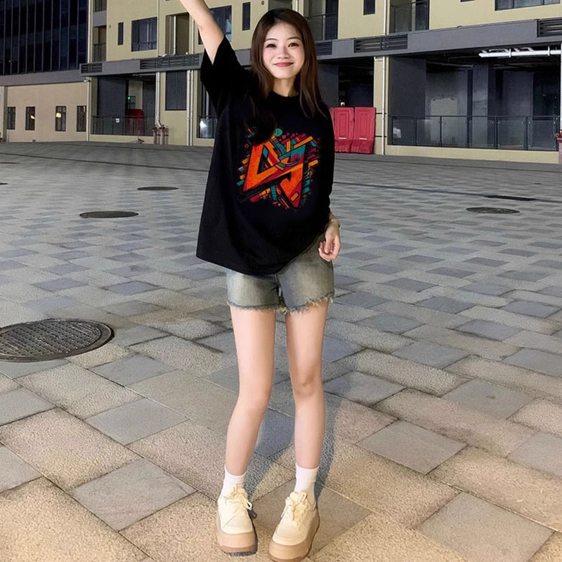 200克 精梳純棉新款T恤女寬鬆大碼設計潮牌版印花上衣