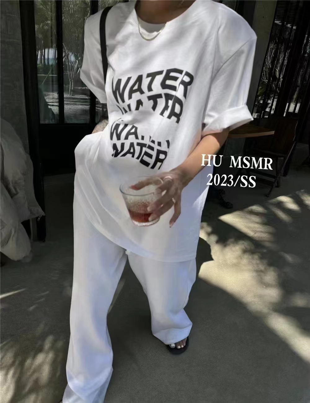 韓國新款 小眾字母印花 時尚別致 氣質短袖T恤女