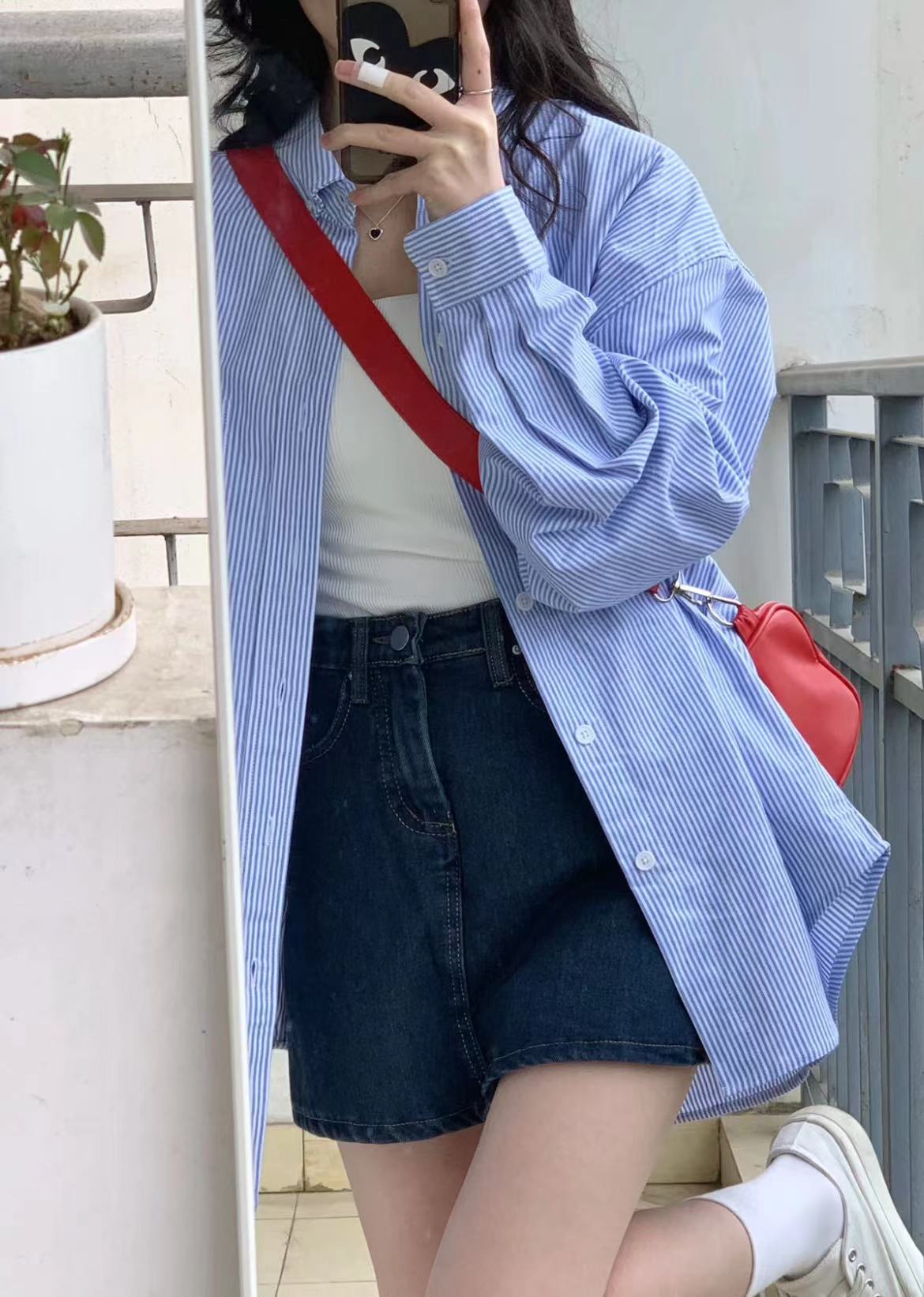 2024早春裝新款小個子法式藍色條紋襯衫外套女寬鬆長袖三件套