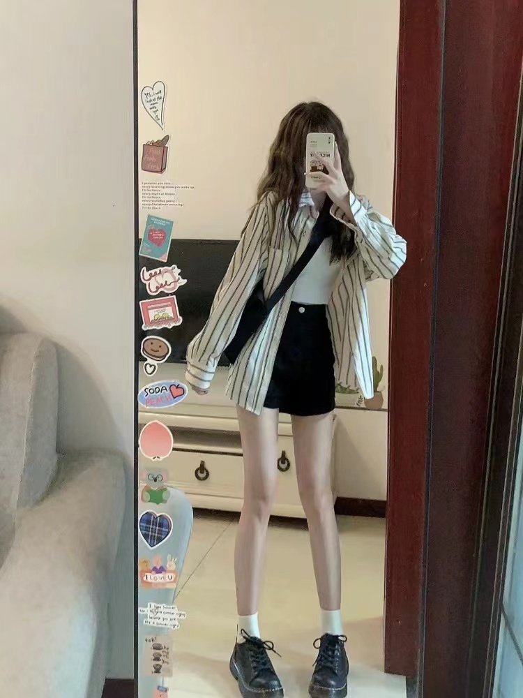 條紋長袖襯衫女初秋季2024年新款港風顯瘦別致小眾設計感三件套