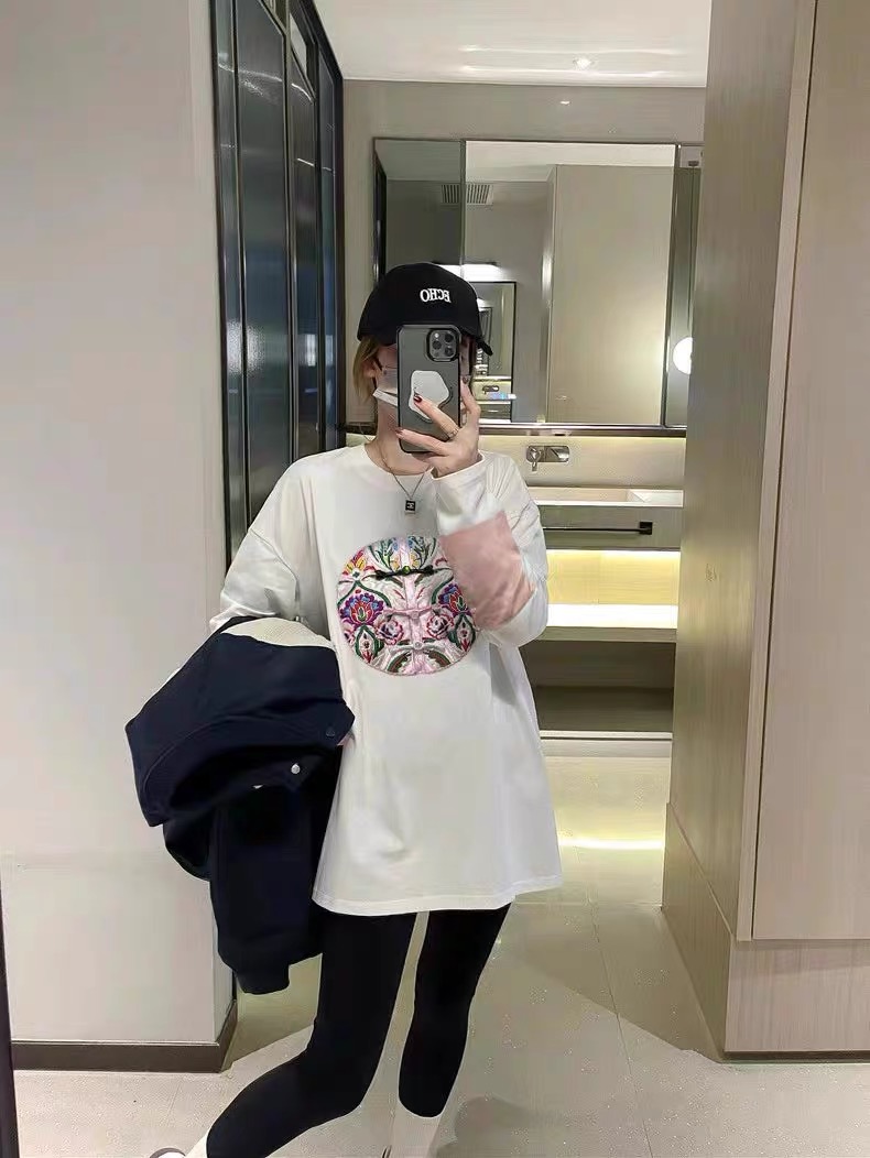 2024春季新款新中式國風復古重工刺繡寬鬆顯瘦拼色長袖T恤女