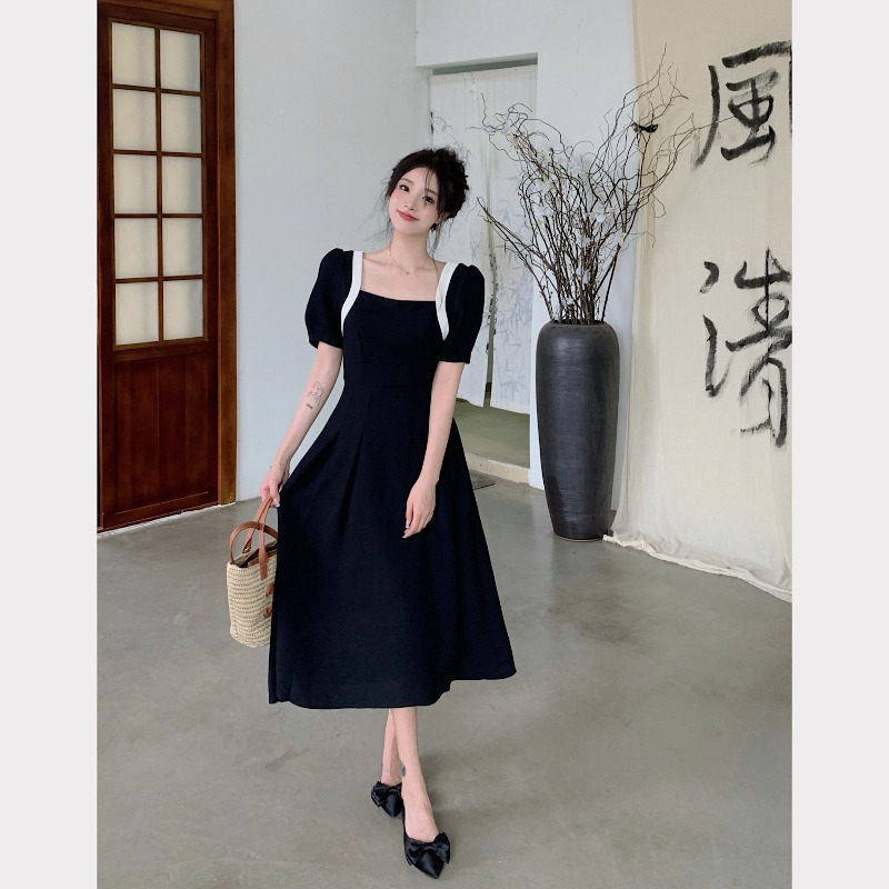 大碼夏季法式小眾設計高級感連衣裙女胖MM遮肉顯瘦方領黑色長裙