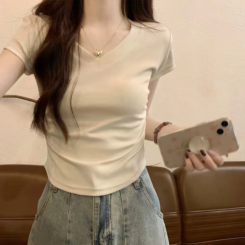 簡約風短款上衣女設計感小眾夏季修身美式甜辣v領正肩短袖T恤