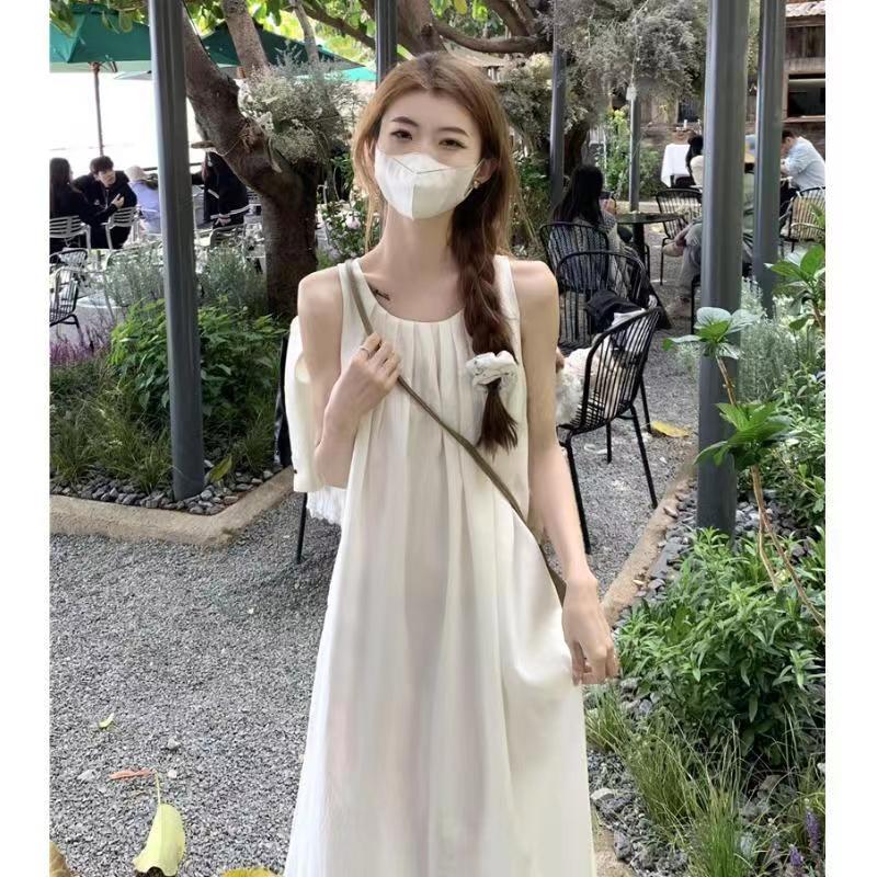 法式別致掛脖長裙2024新款夏無袖連衣裙子女茶歇赫本風小個子
