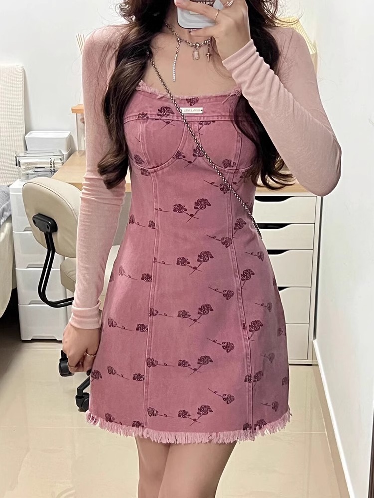高級感初戀清純奶甜套裝辣妹碎花吊帶連衣裙兩件套初春穿搭一整套