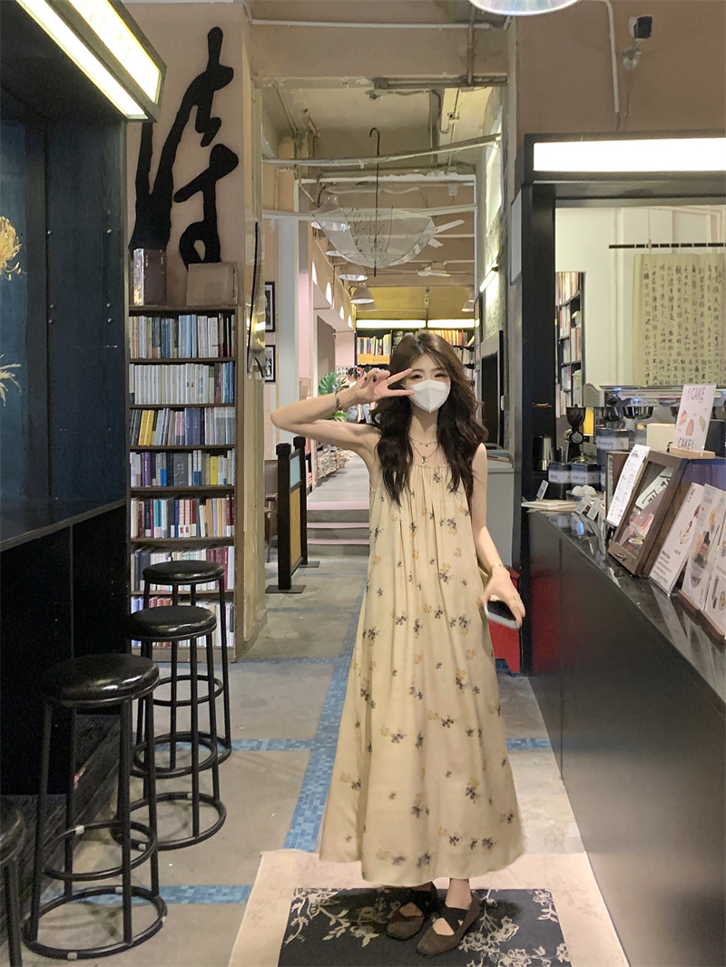 實拍#請冷風圓領印花連衣裙女夏珠珠掛脖無袖長款吊帶裙