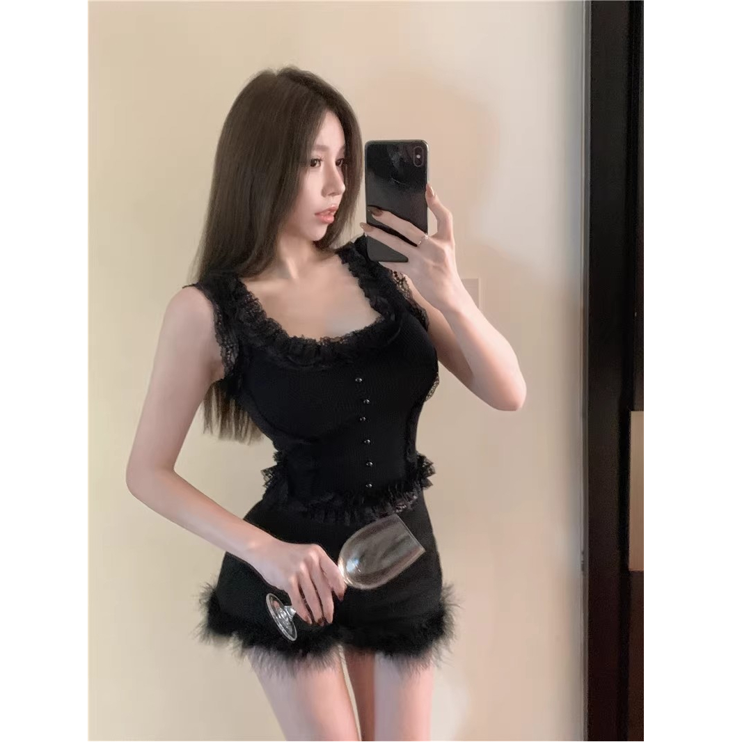 已出貨 蕾絲小吊帶背心女抹胸魚骨上衣針織打底衫小香風內搭無袖