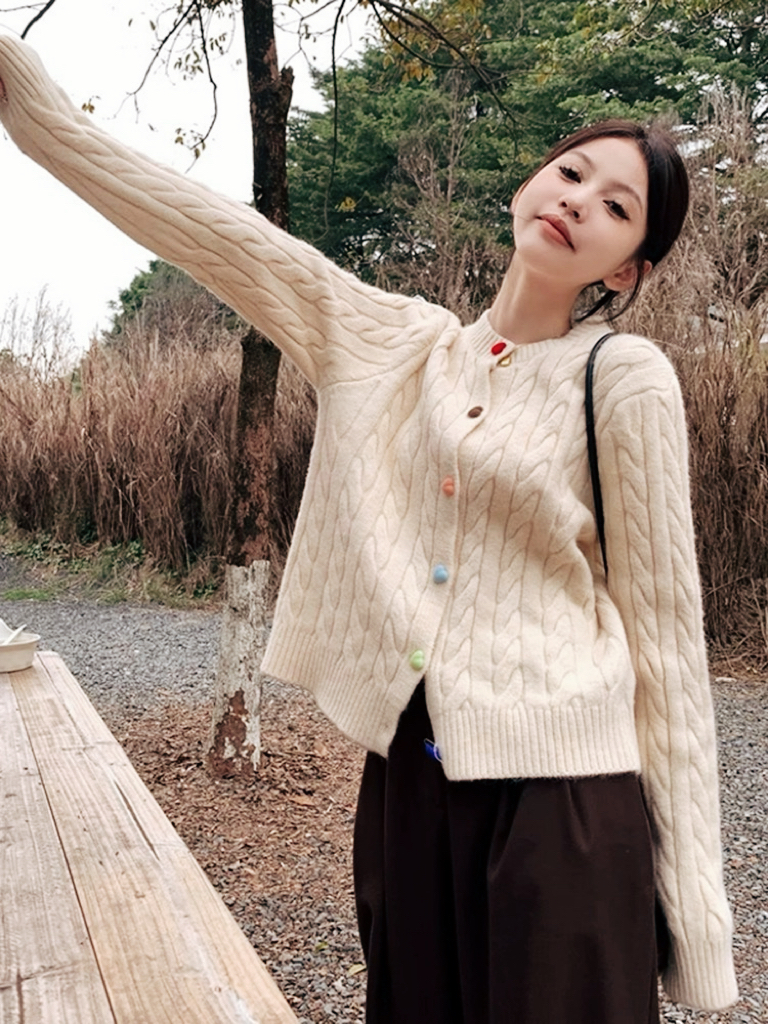 Sweater Factory Autumn and Winter Korean Style Versatile Sweet Love Button Long Sleeve Sweater Sweater Cardigan Jacket Top
