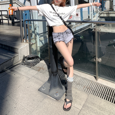 Internet celebrity's same Korean 2024 spring and summer new street brushed distressed Shibuya hot girl super shorts denim hot pants