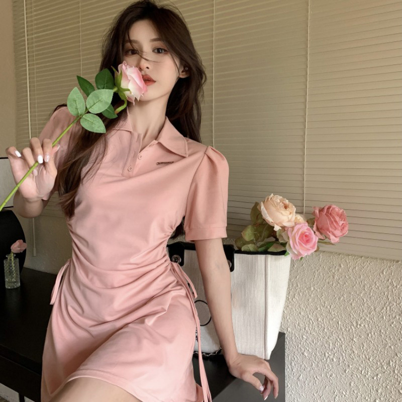 夏季抽繩包臀短裙子氣質貼標小個子收腰顯瘦翻領紐扣短袖連衣裙女
