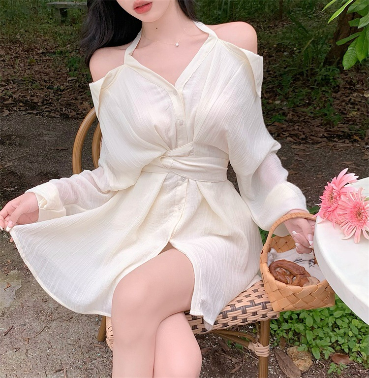 設計感露肩收腰襯衫連衣裙女春秋新款港風復古短裙子短褲兩件套裝