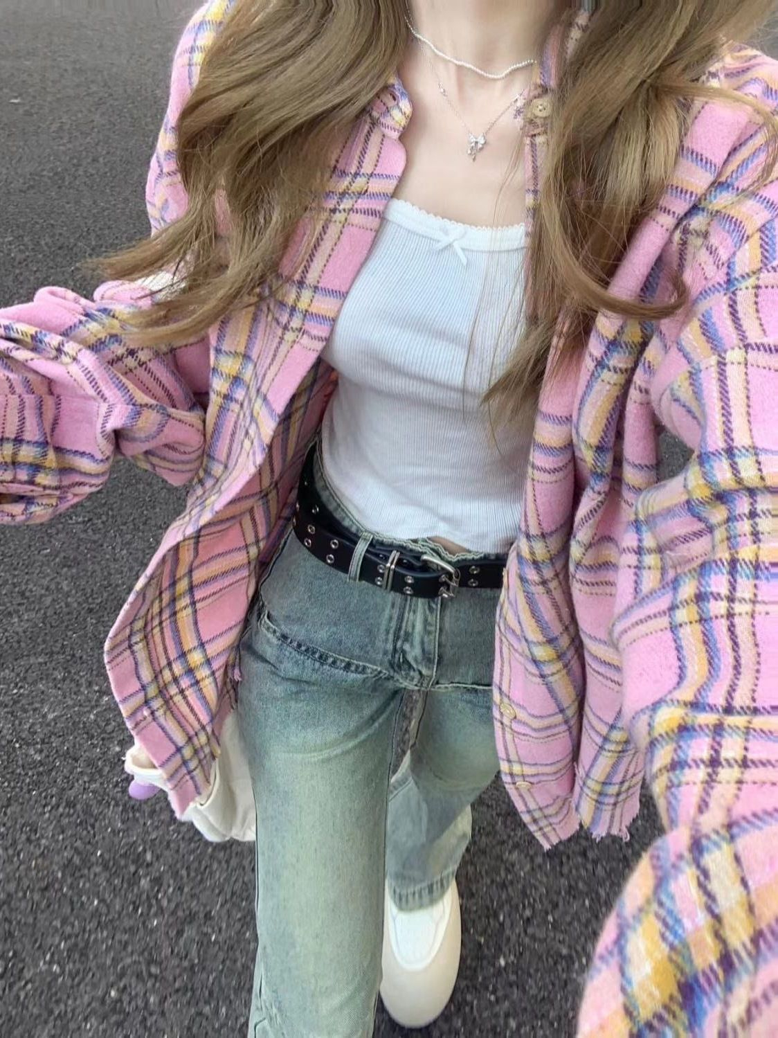 森系甜美粉色格紋襯衫女早秋中厚寬鬆休閒顯瘦中長款襯衣外穿開衫