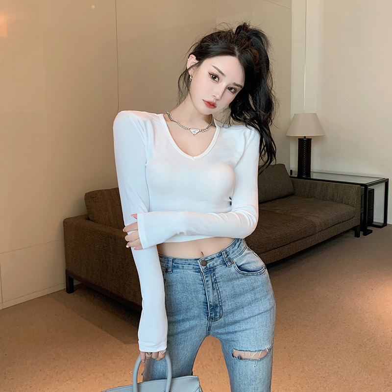 Real shot 2024 spring new v-neck clavicle long-sleeved T-shirt women's tight bottoming shirt solid color short shoulder pad top