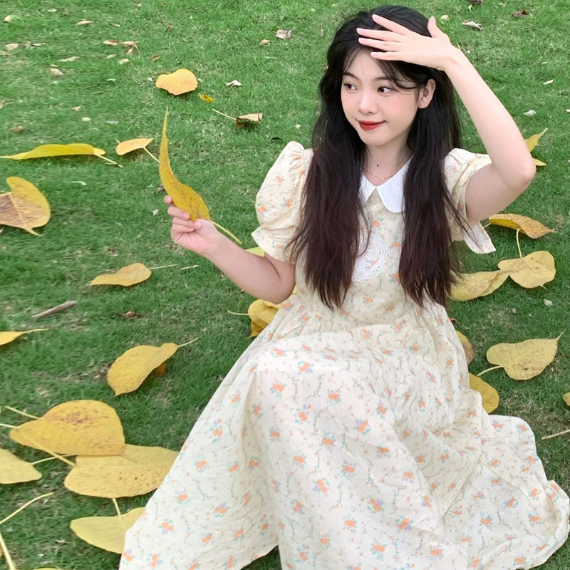 茶歇法式娃娃領碎花連衣裙夏學院風小個子甜美長裙子