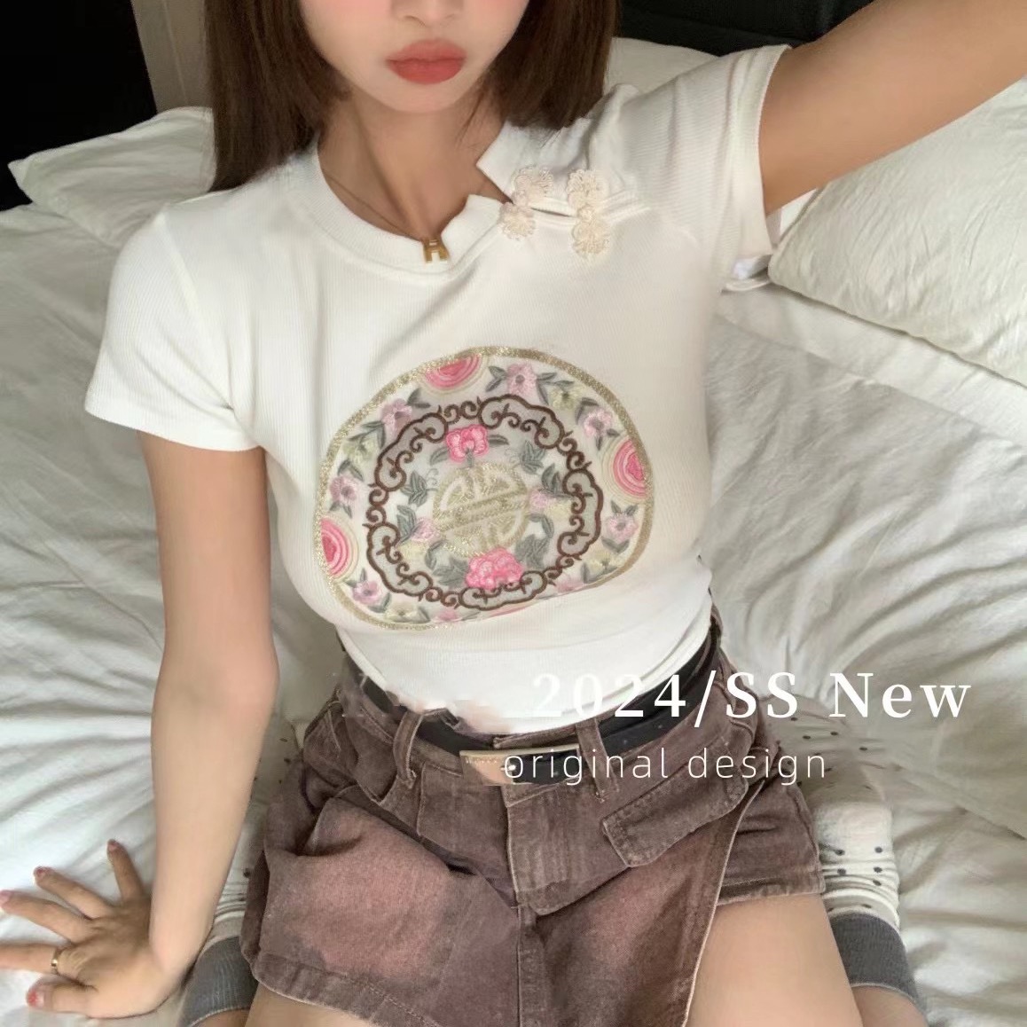 新中式國風盤扣刺繡鈎花設計感2024早春新款寬鬆百搭時尚短袖T恤