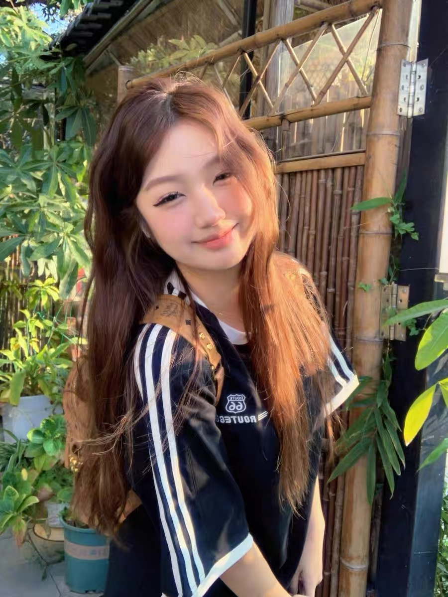 小紅書原版 200克純棉精梳緊密三條槓復古撞色拼接T恤