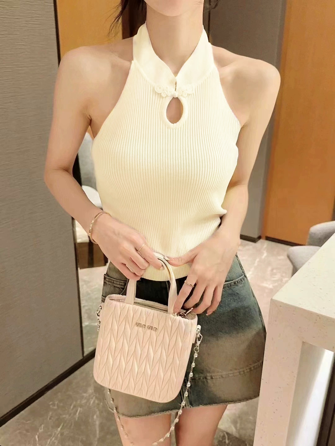 新中式盤扣鏤空掛脖無袖針織背心女夏季辣妹修身內搭國風短款上衣