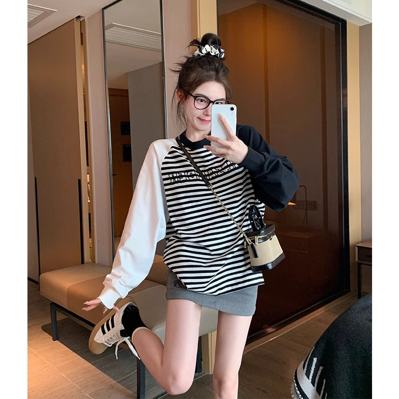 撞色拼接條紋圓領衛衣女秋裝2024年新款寬鬆設計感小眾美式上衣潮