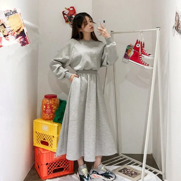 春秋新款韓版氣質長袖大碼顯瘦大擺收腰長款衛衣連衣裙女潮