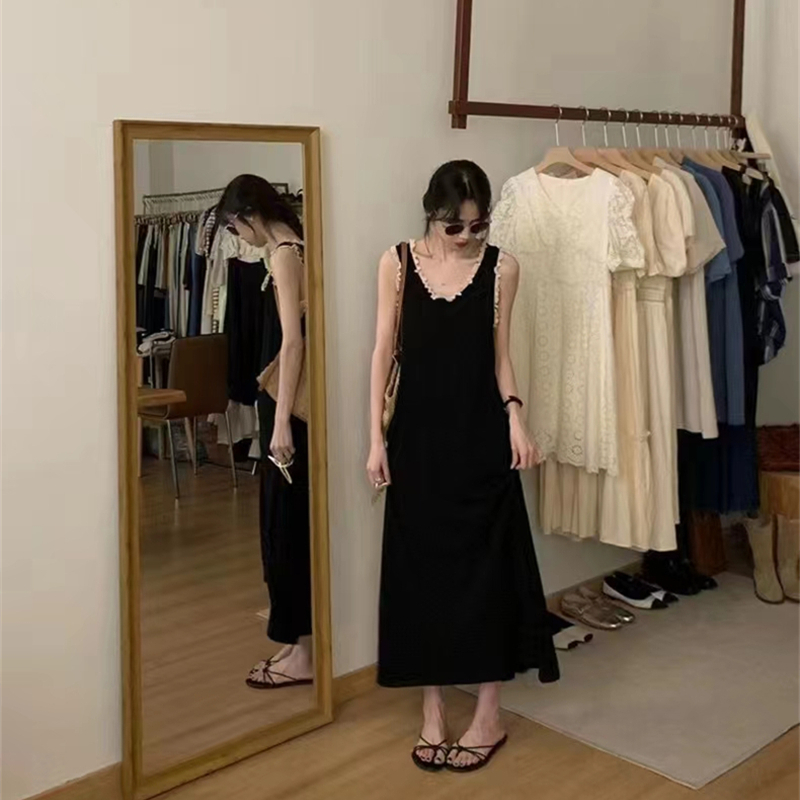 法式無袖木耳邊背心連衣裙子女夏季2024新款寬鬆顯瘦氣質吊帶長裙