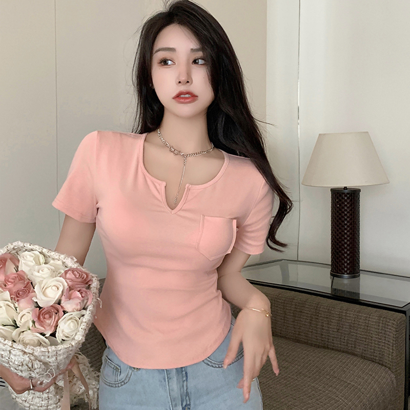 Real shot of summer new small V-neck short style short-sleeved T-shirt top for women with design sense niche bottoming shirt pure cotton
